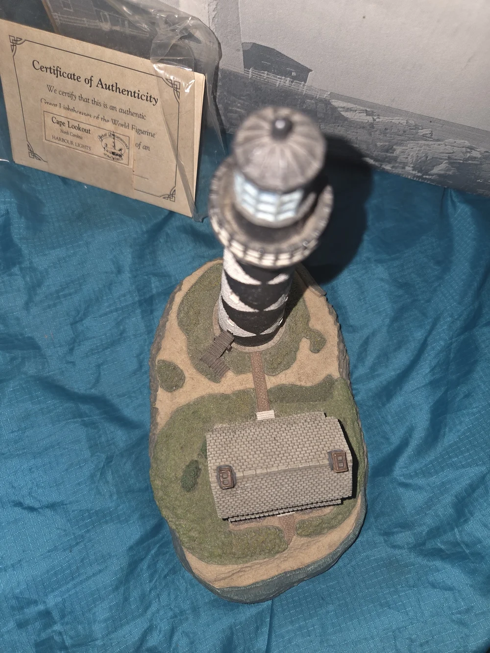 Harbour Lights North Carolina Cape Lookout Lighthouse Collectible